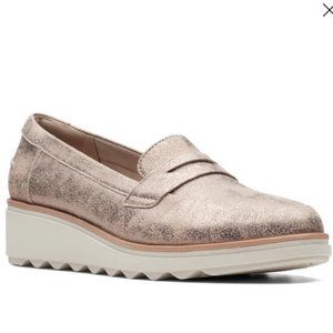 NIB Clarks Woman's Sharon Ranch Penny Loafer
